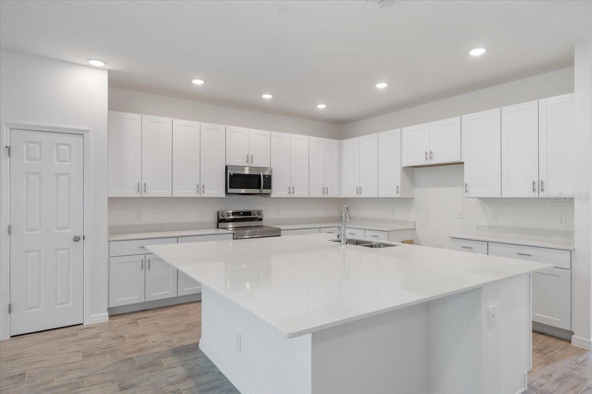 2533 RAGHAV TRAIL