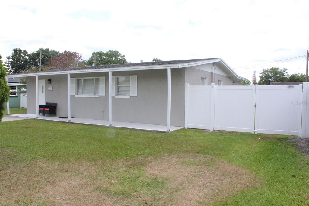 Photo of 307 California Avenue, Saint Cloud, FL 34769 (MLS # O6407365)