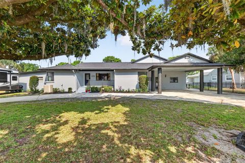 Tiny photo for 32739 Lake Eustis Drive, Tavares, FL 32778 (MLS # G5112175)