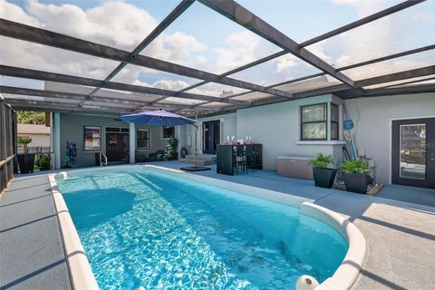 Tiny photo for 32739 Lake Eustis Drive, Tavares, FL 32778 (MLS # G5112175)