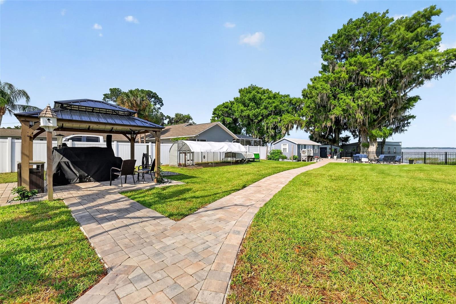 HARDENS - Residential