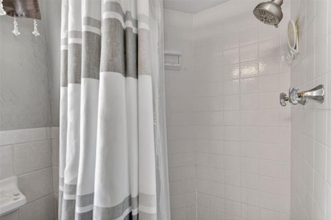 Tiny photo for 32739 Lake Eustis Drive, Tavares, FL 32778 (MLS # G5112175)