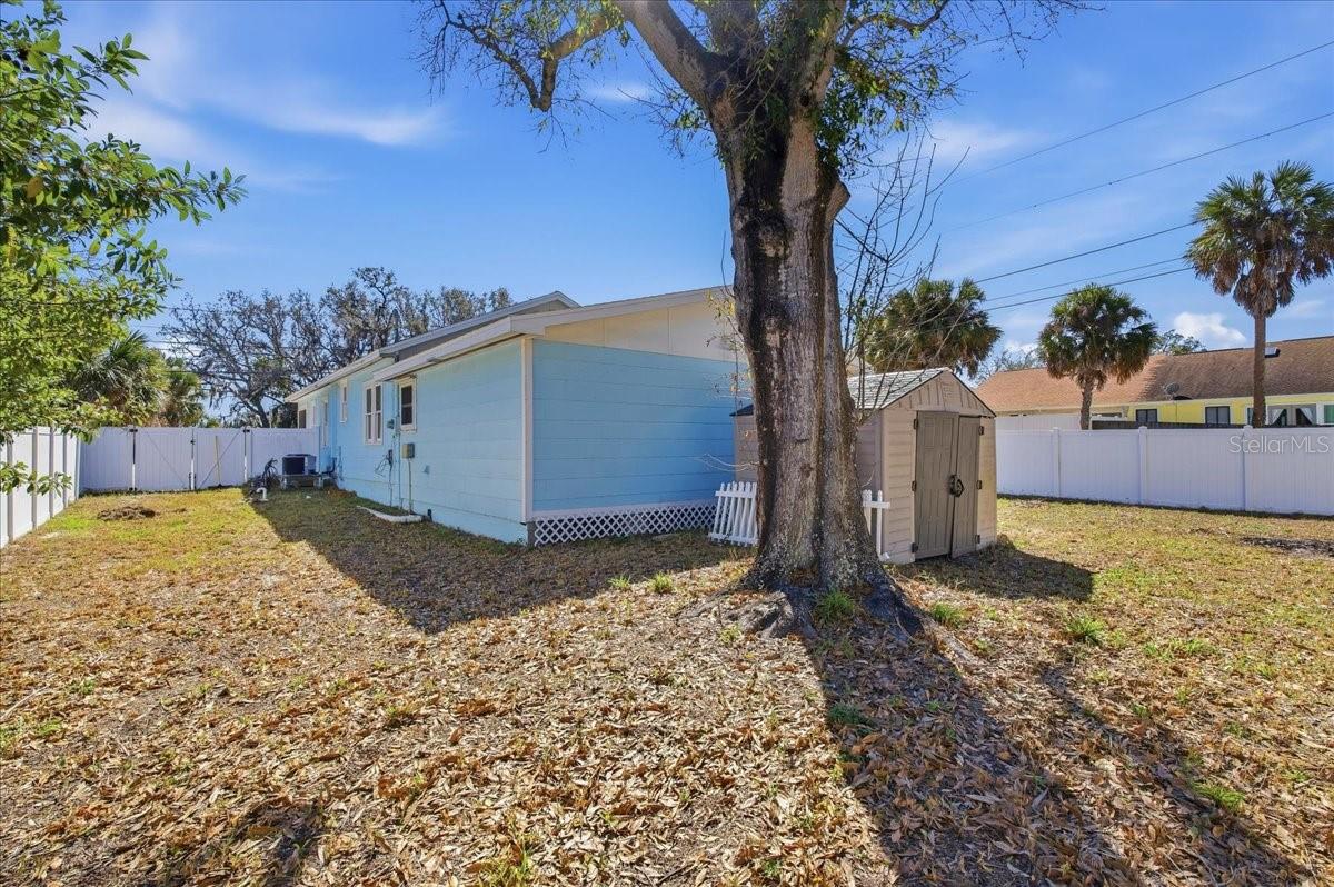 FAIRVIEW - Residential