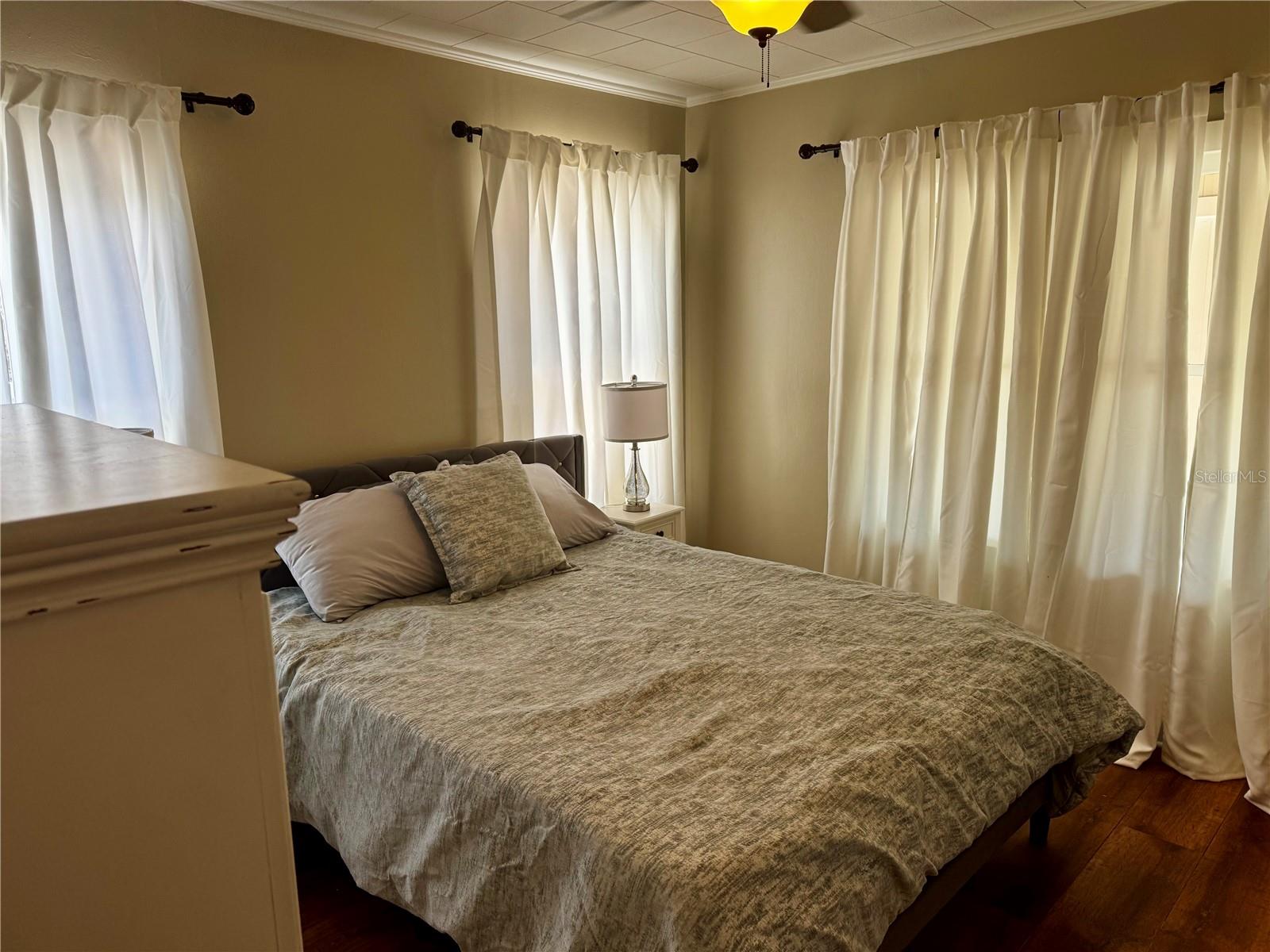 FAIRVIEW - Residential