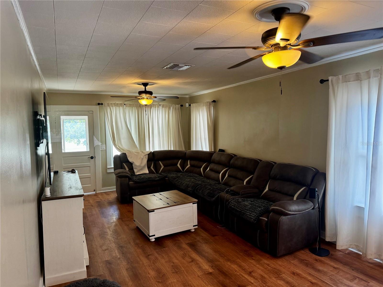 FAIRVIEW - Residential