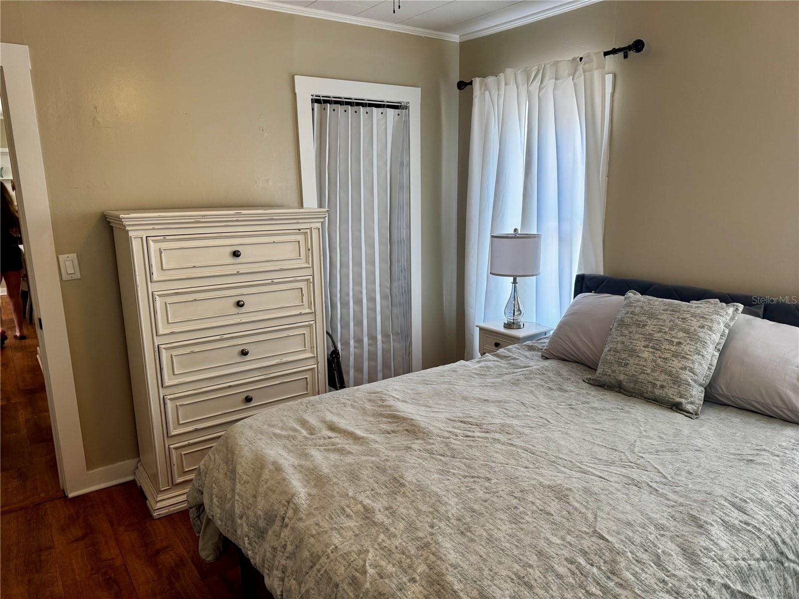 FAIRVIEW - Residential