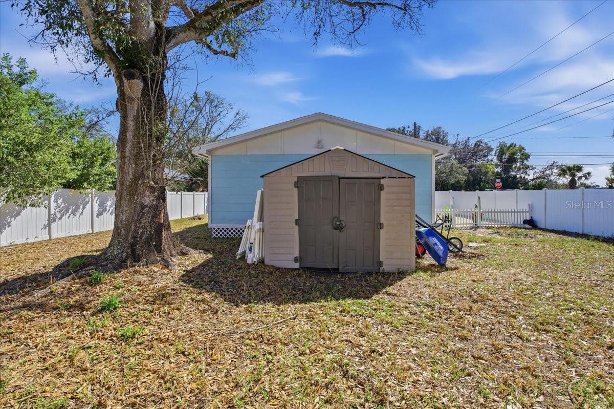 FAIRVIEW - Residential