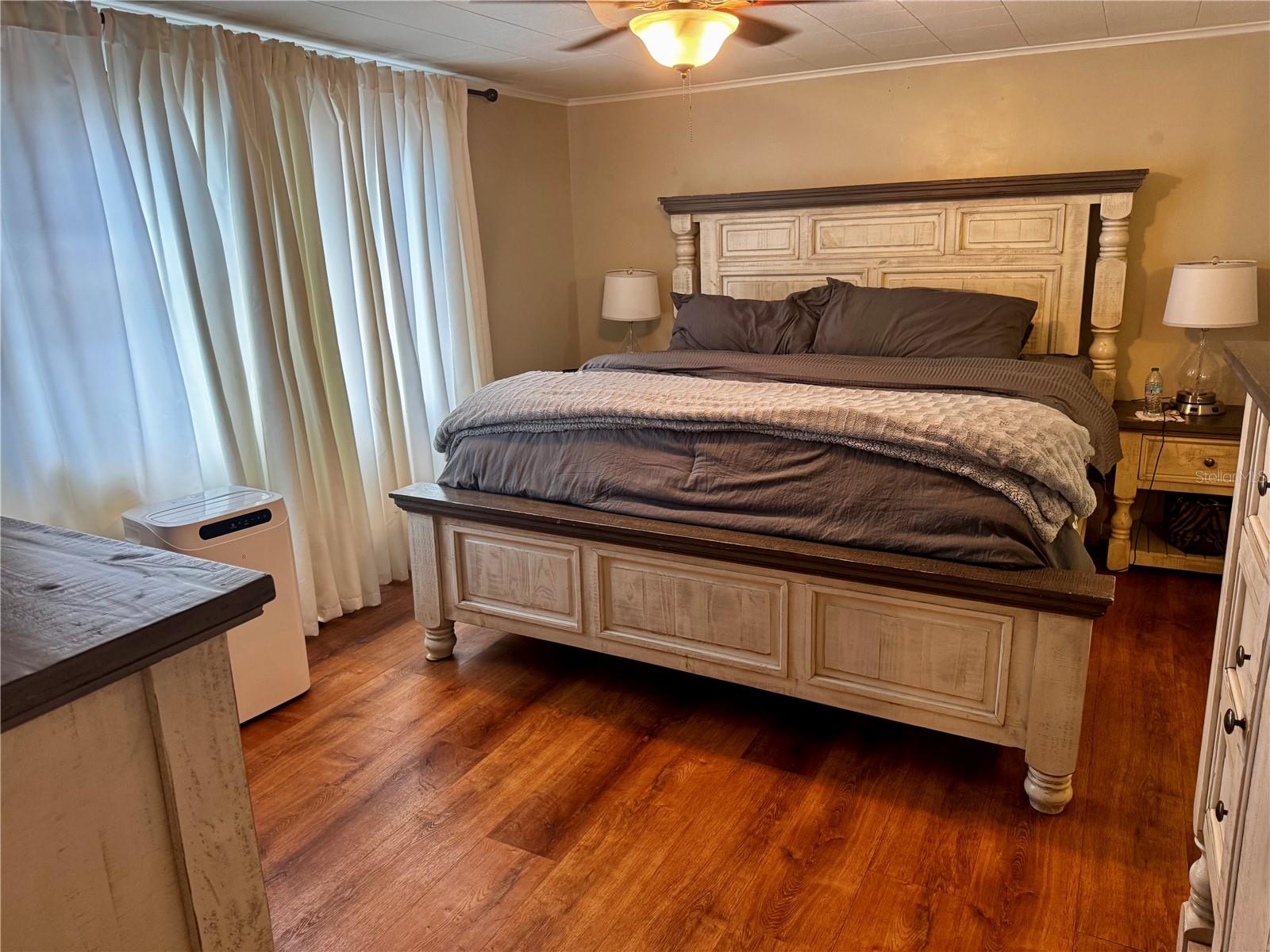 FAIRVIEW - Residential