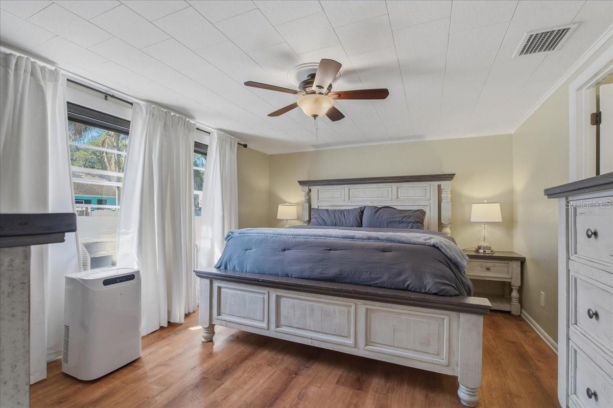 FAIRVIEW - Residential