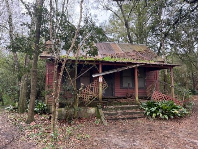 UNIVERSITY COUNTRY ESTATE - Residential