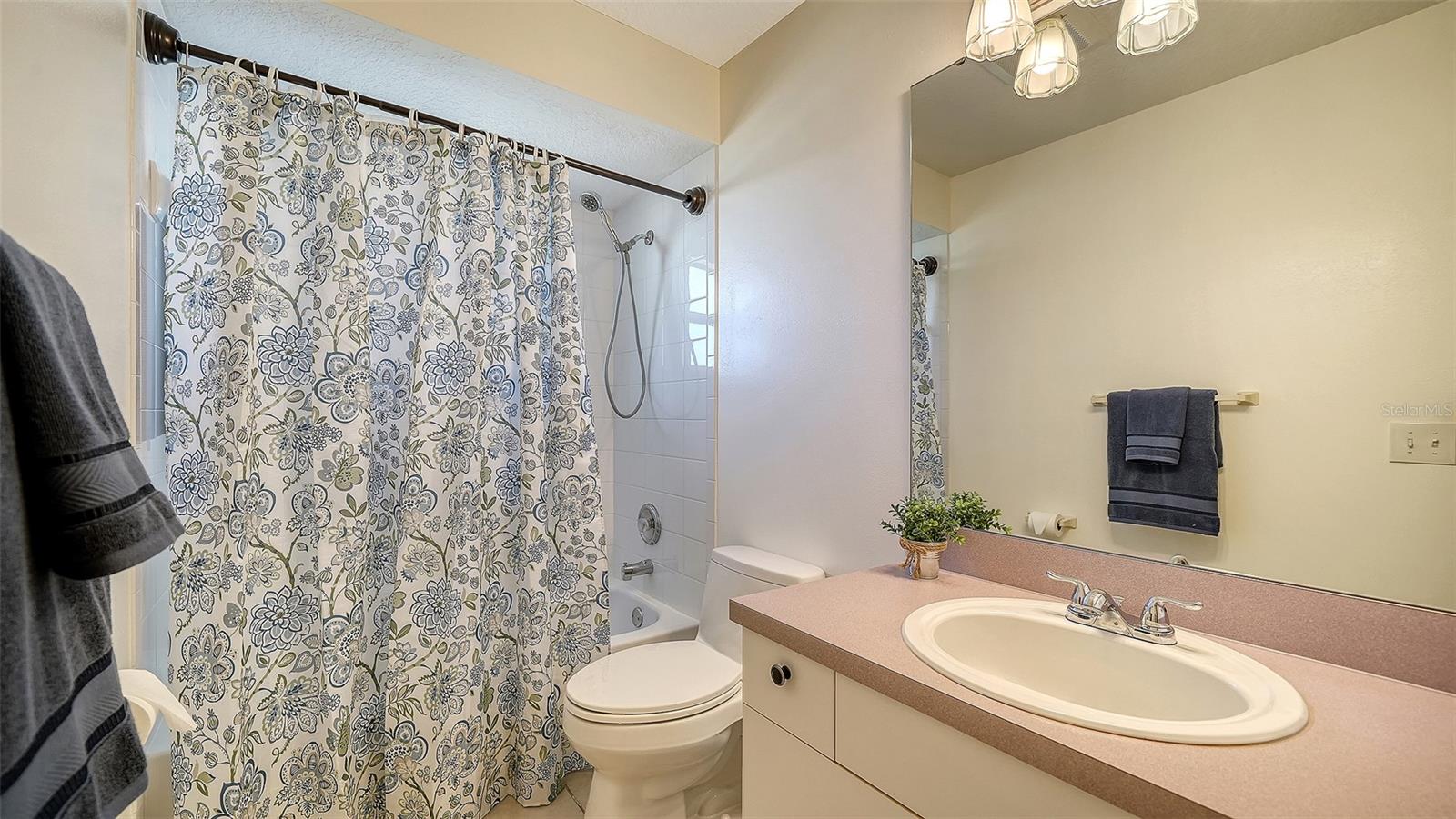 RIVERS EDGE - Residential