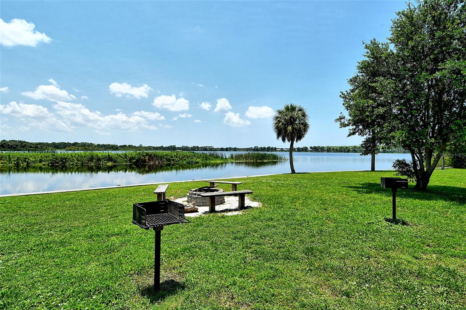 RIVERS EDGE - Residential