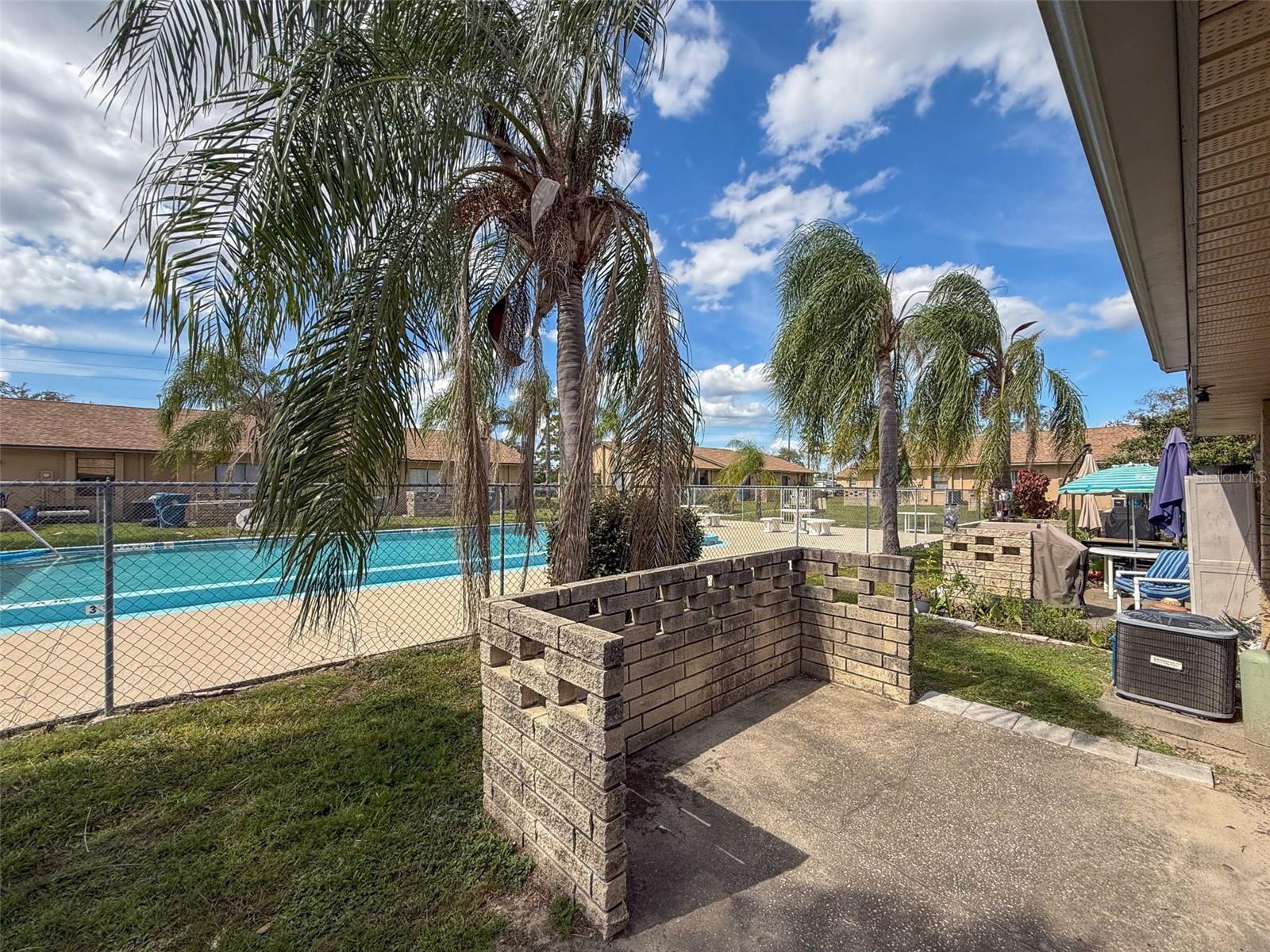 BROOKVIEW VILLAS - Residential Lease