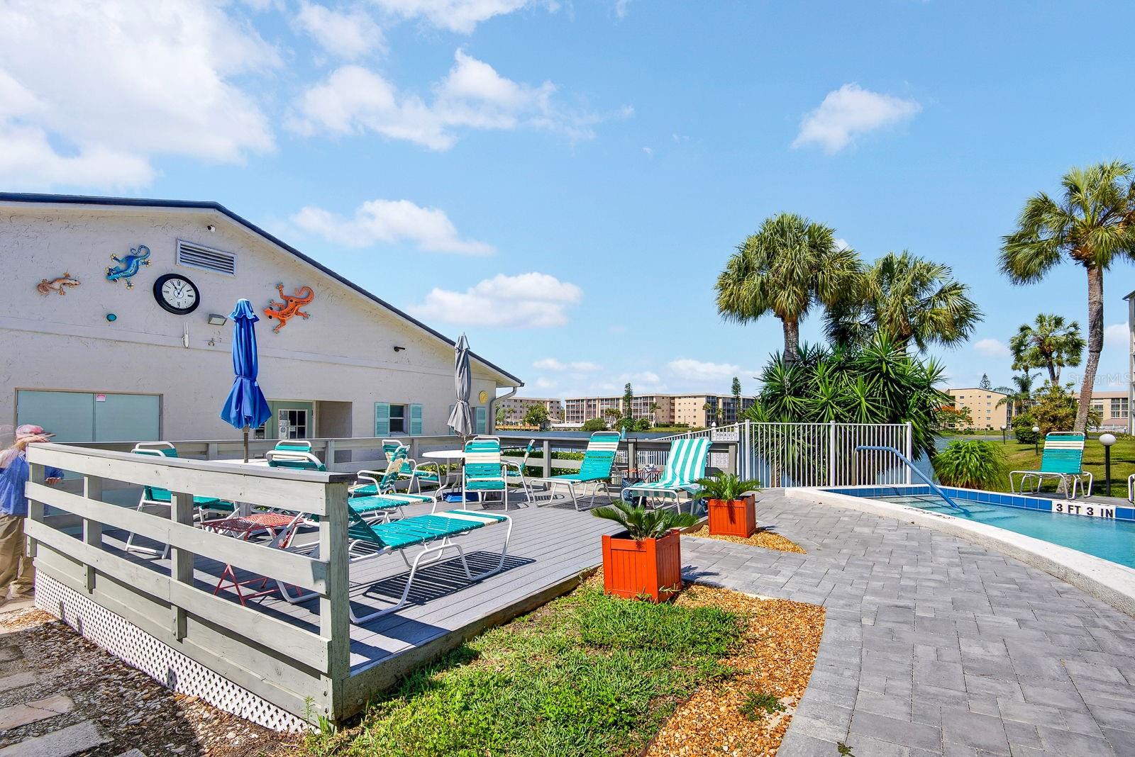BAYSHORE ON THE LAKE APTS III SEC2 - Residential