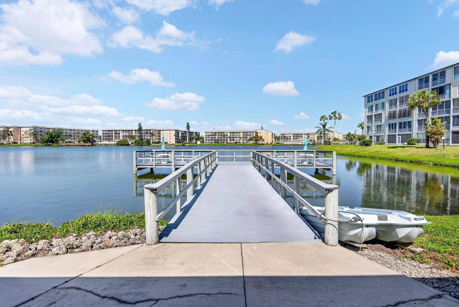 BAYSHORE ON THE LAKE APTS III SEC2 - Residential
