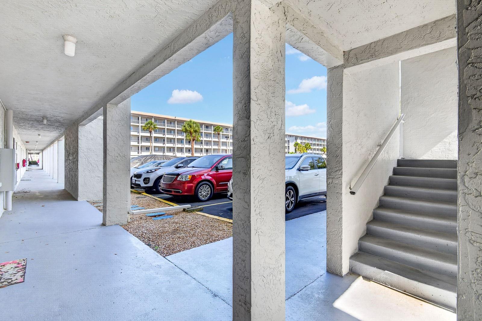 BAYSHORE ON THE LAKE APTS III SEC2 - Residential