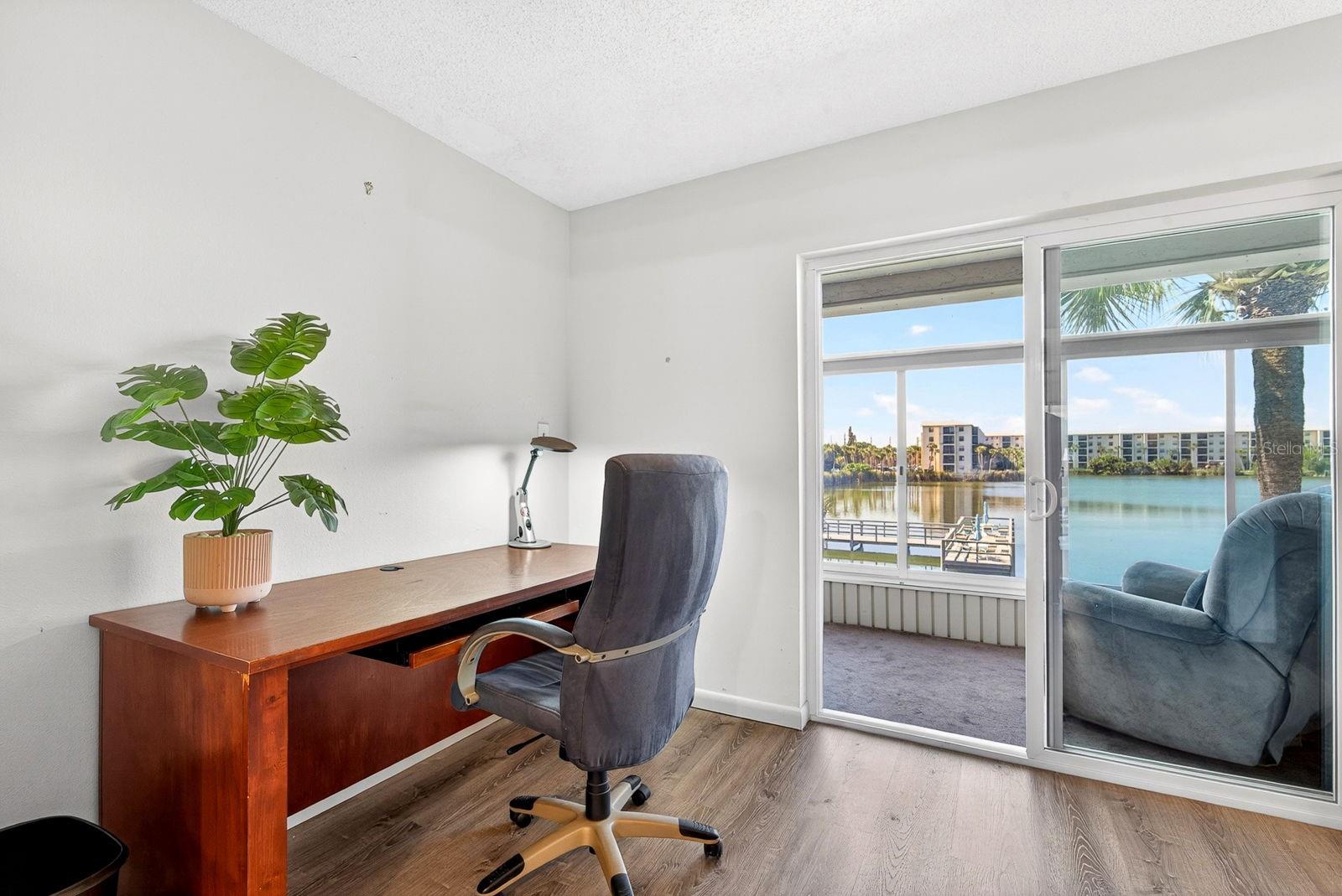 BAYSHORE ON THE LAKE APTS III SEC2 - Residential