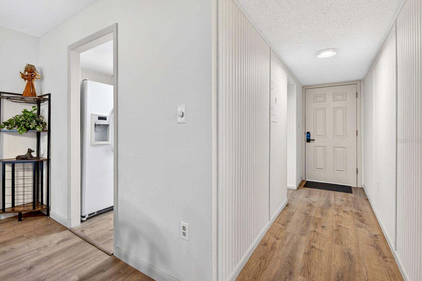 BAYSHORE ON THE LAKE APTS III SEC2 - Residential