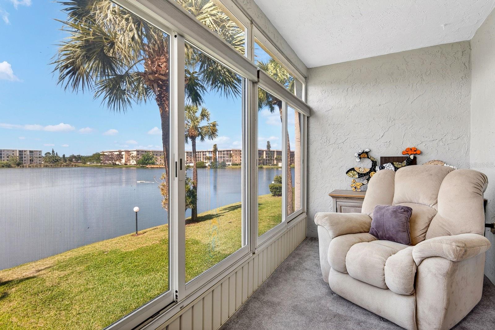 BAYSHORE ON THE LAKE APTS III SEC2 - Residential