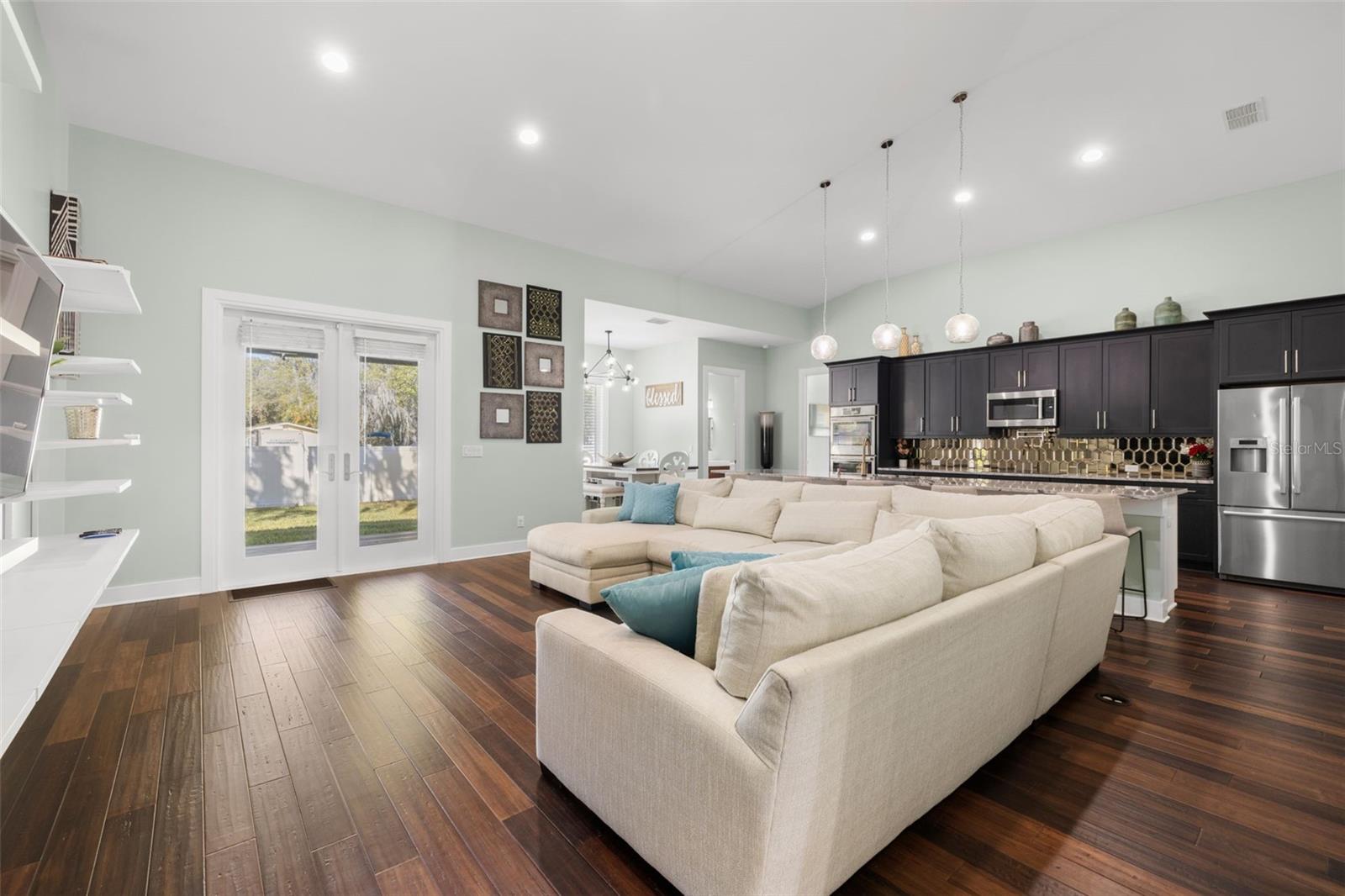 UNPLATTED - Residential