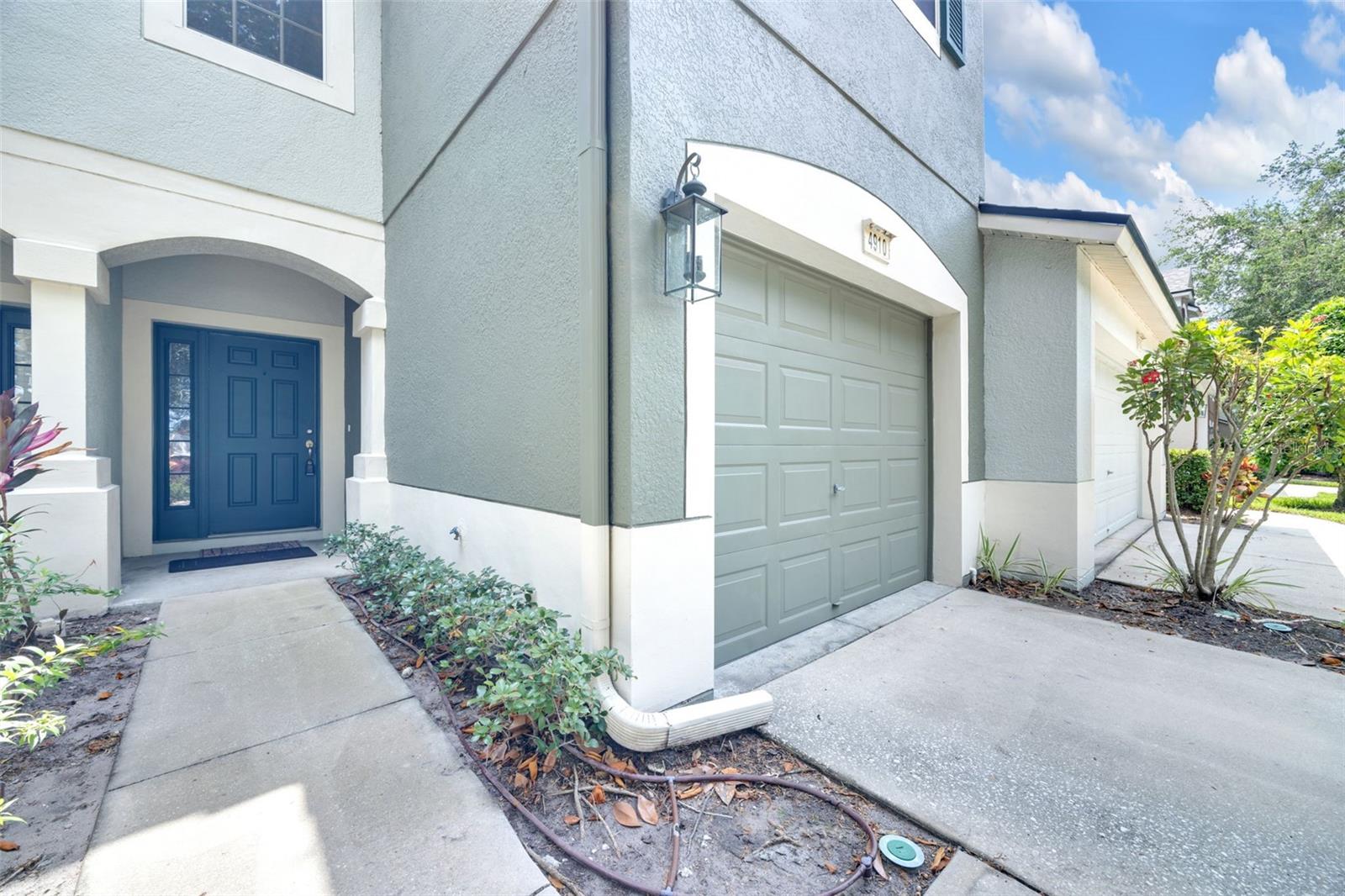 4910 CHATHAM GATE DRIVE