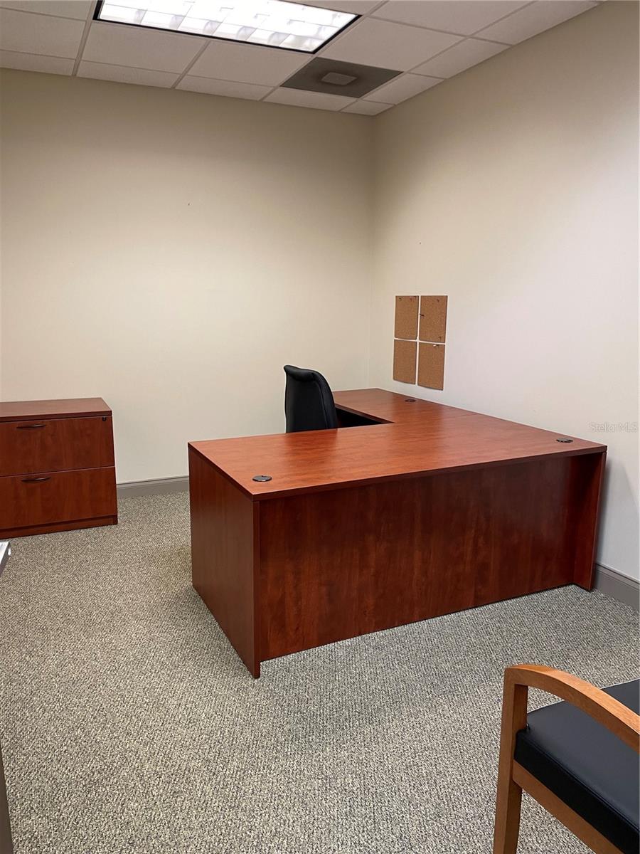 FAIROAKS & IVANHOE - Commercial Lease