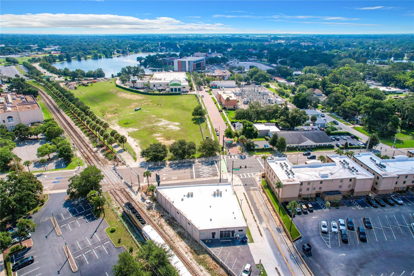 FAIROAKS & IVANHOE - Commercial Lease