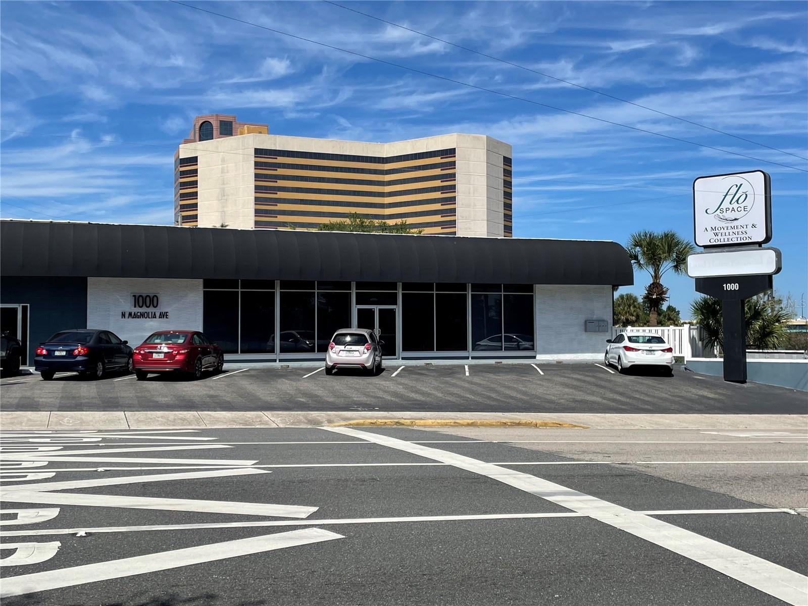 FAIROAKS & IVANHOE - Commercial Lease