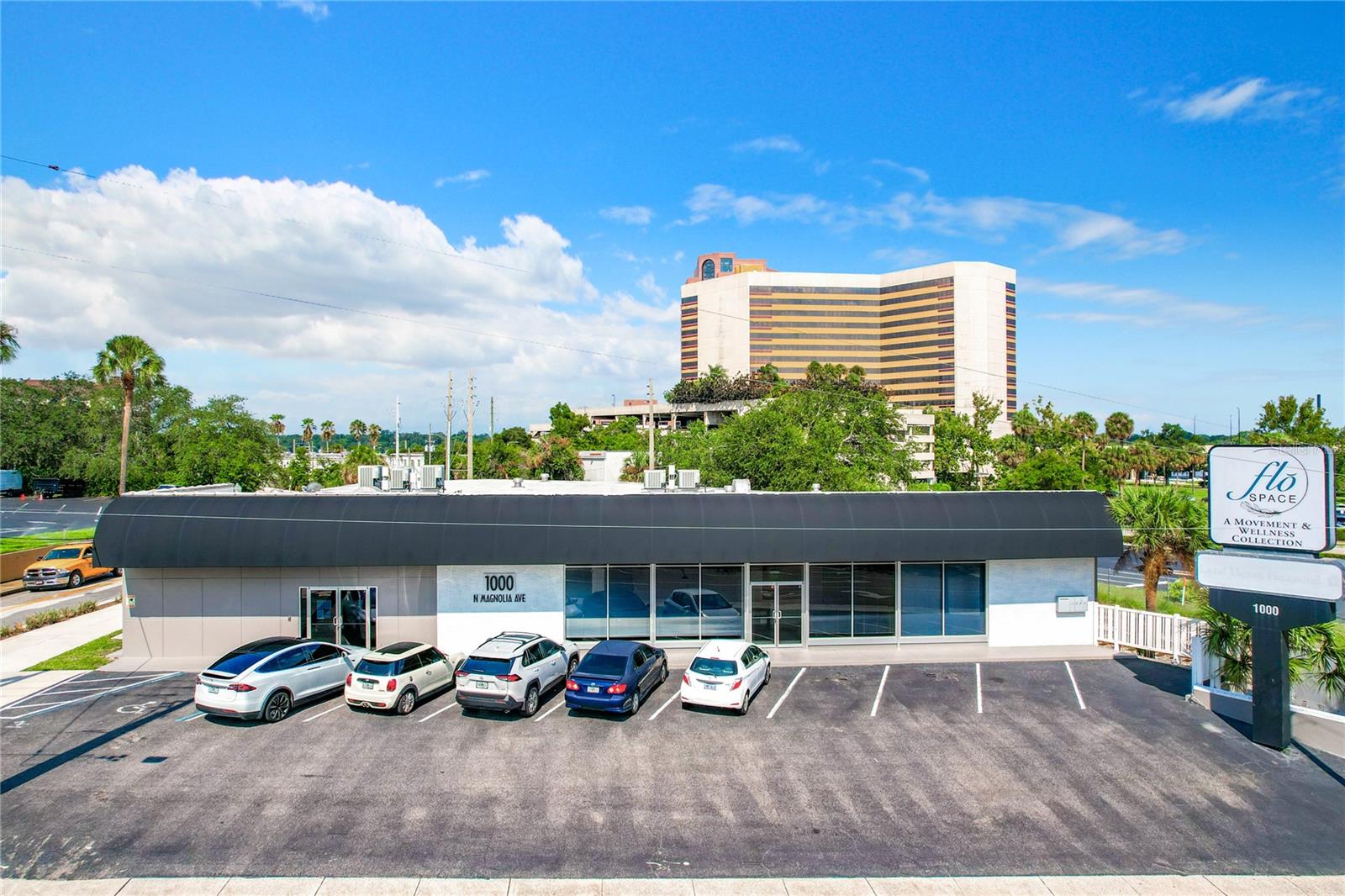 FAIROAKS & IVANHOE - Commercial Lease