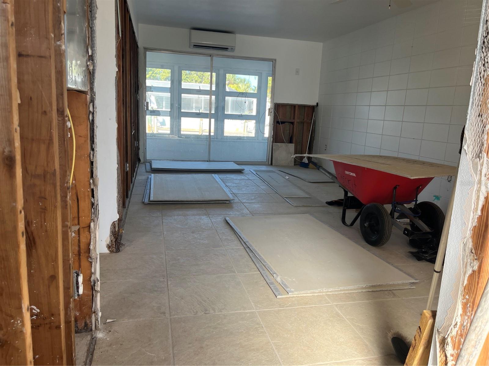 SAINT JUDES APTS - Residential