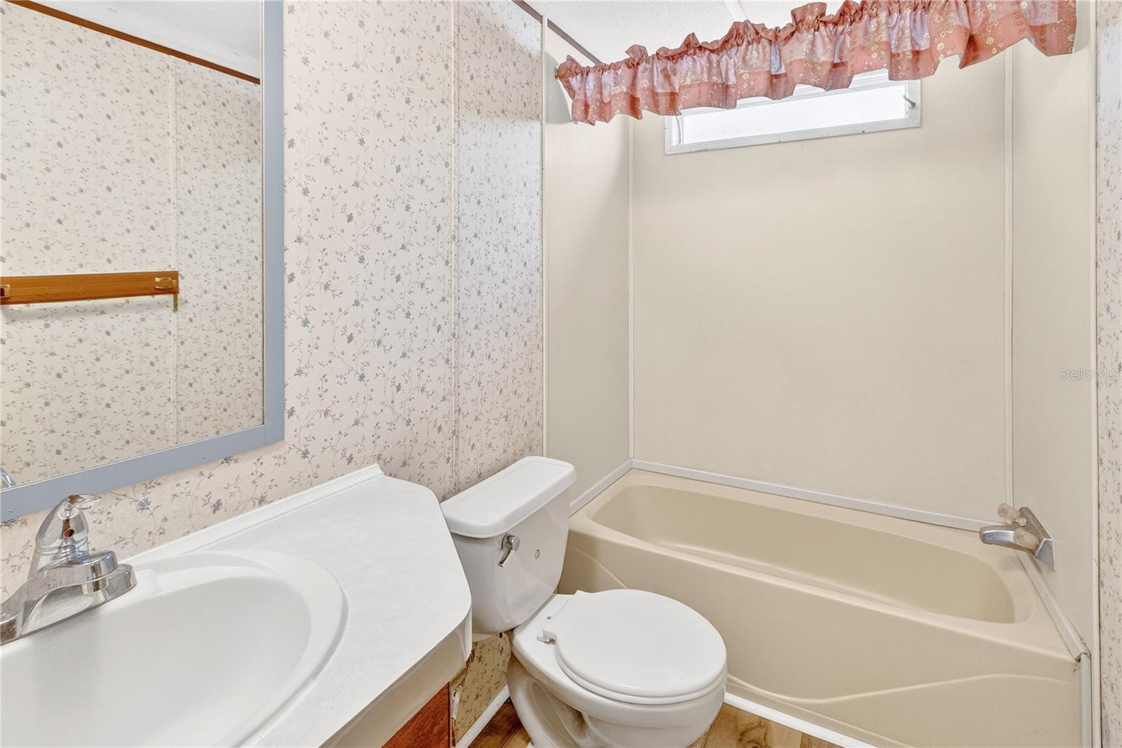 B & R SUB - Residential