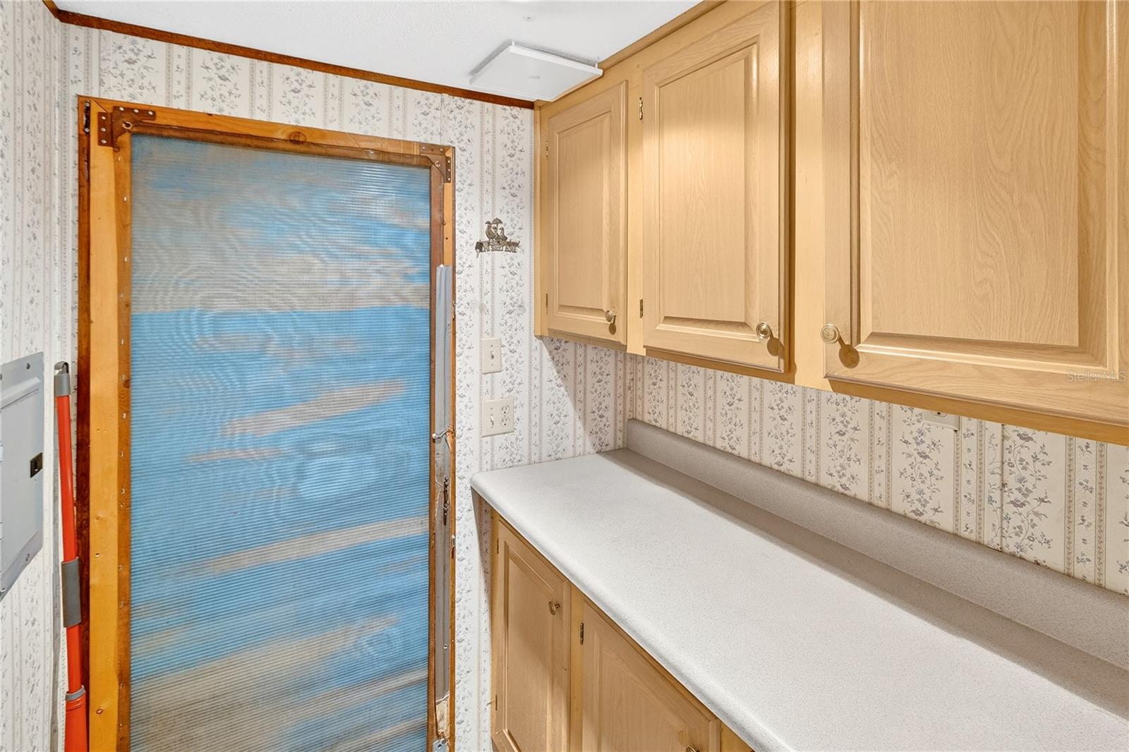 B & R SUB - Residential