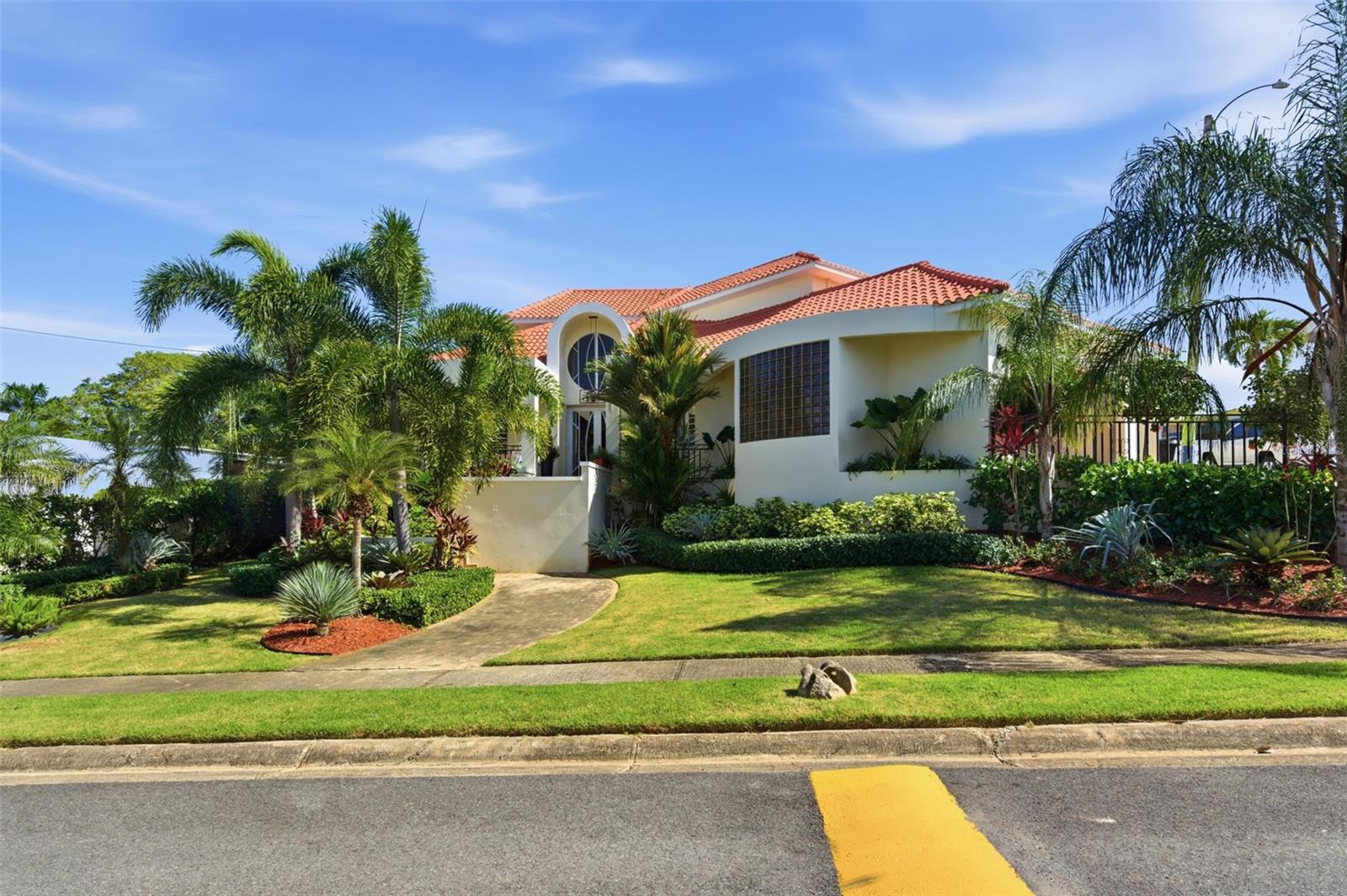 HACIENDAS DE CAMUY - Residential