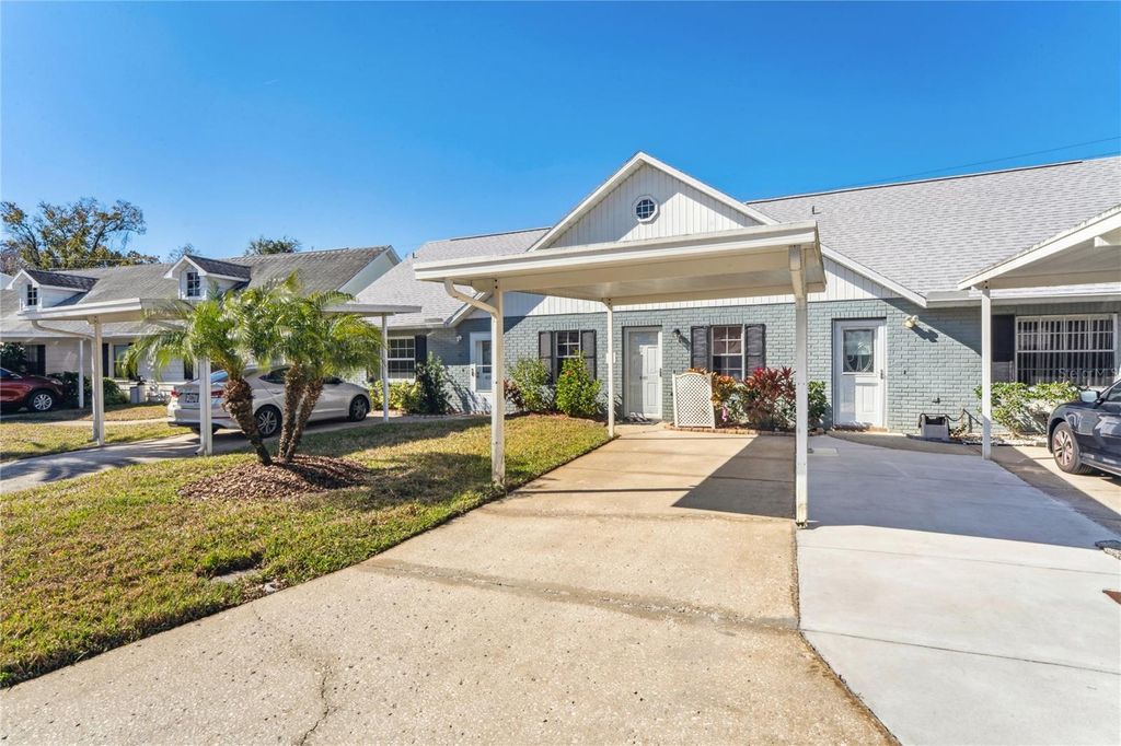 Photo of 6101 Elmhurst Dr #5B, New Port Richey, FL 34653 (MLS # W7878816)