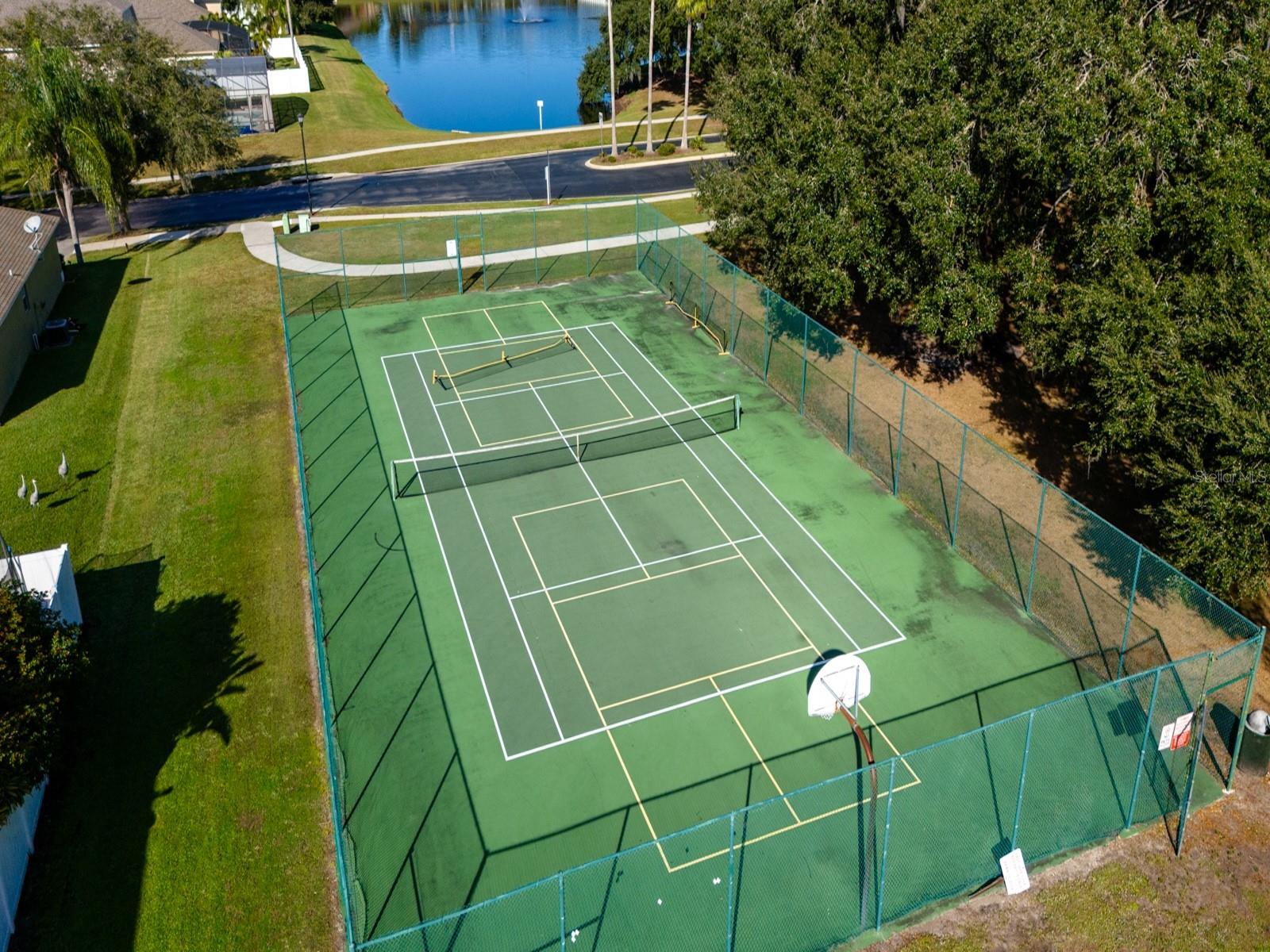 EAST LAKE COVE PH 1 - Residential