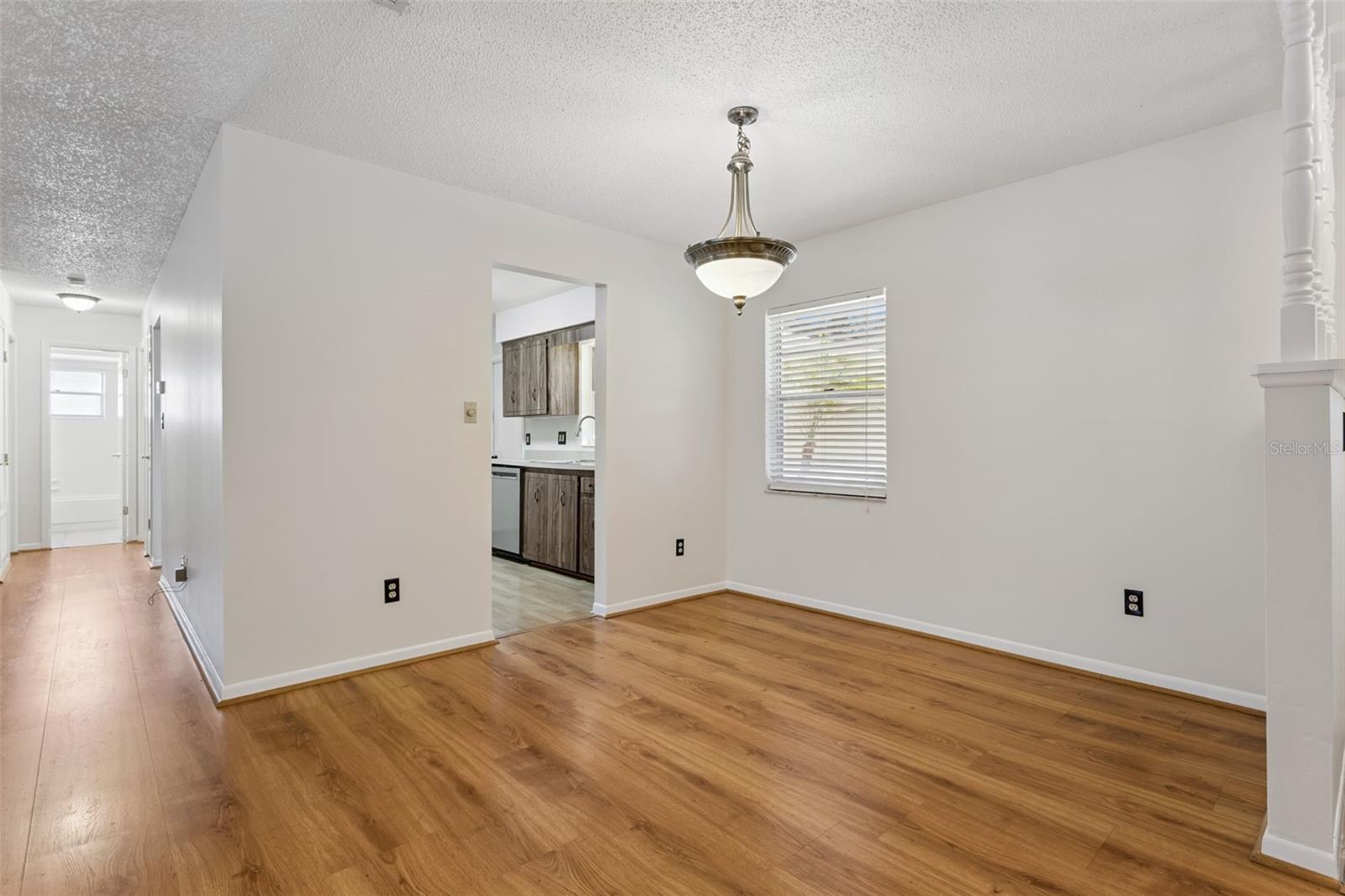 ROLLING OAKS - Residential