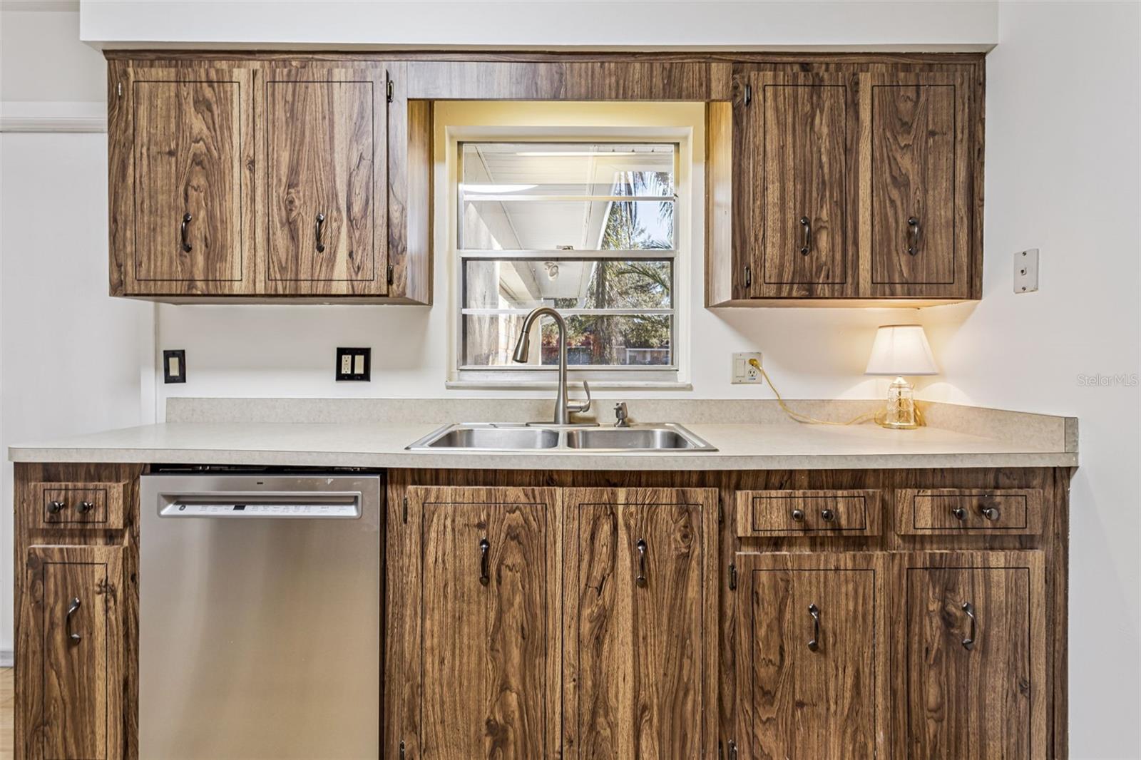 ROLLING OAKS - Residential