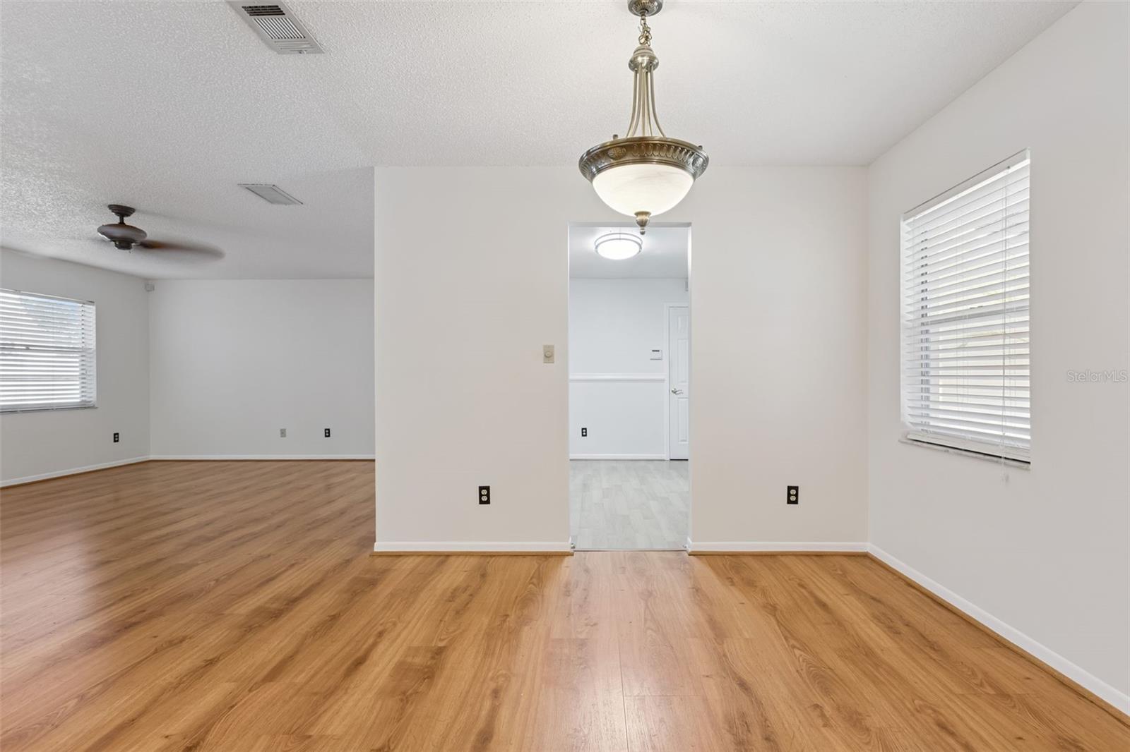 ROLLING OAKS - Residential