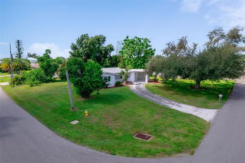 A home in PORT CHARLOTTE