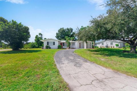 A home in PORT CHARLOTTE