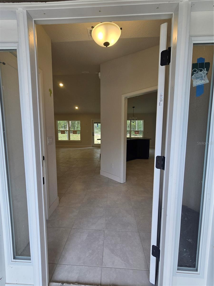 2613 CLEARWOOD STREET