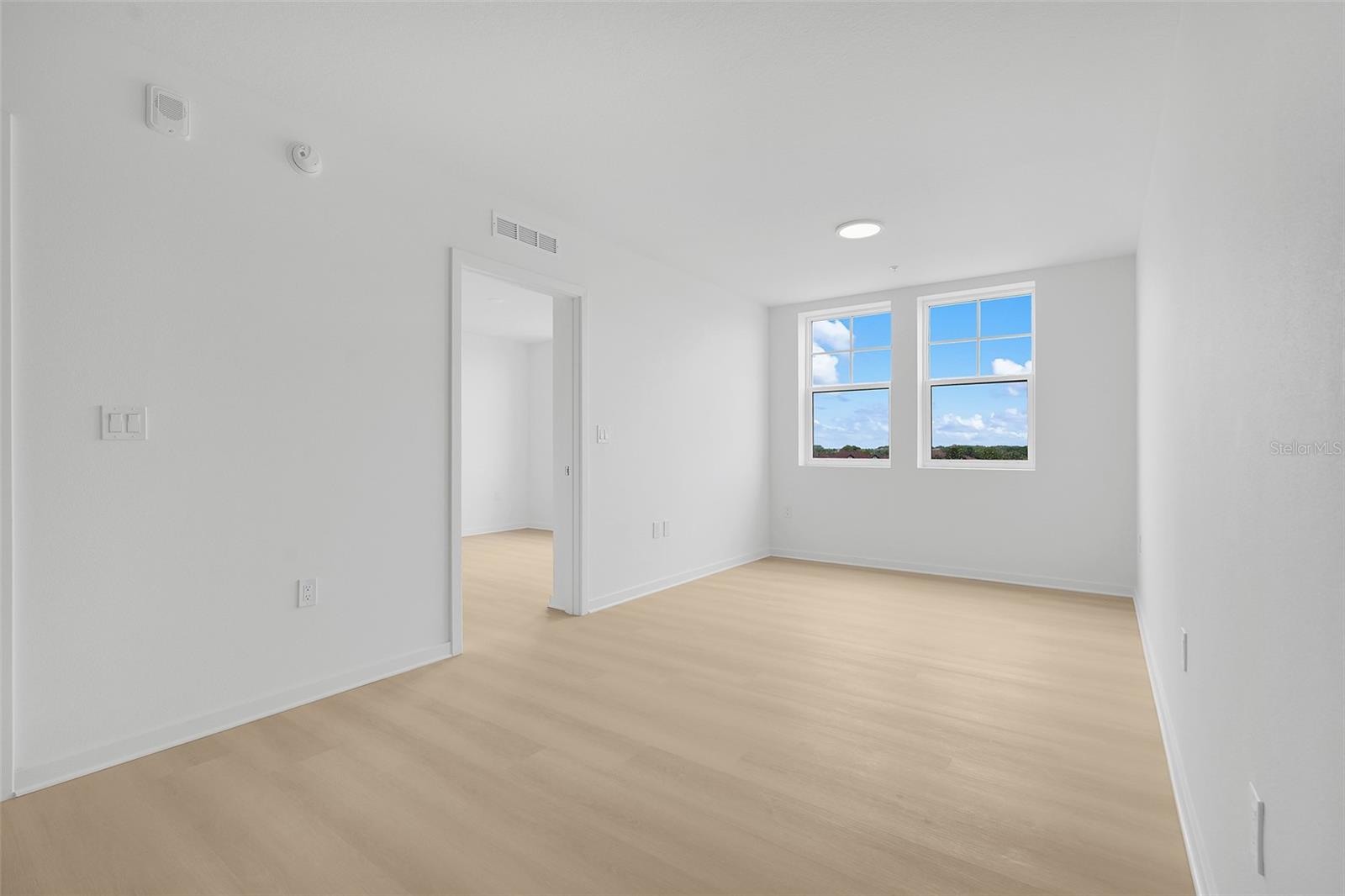 MILLENIA PARK CONDOMINIUMS - Residential
