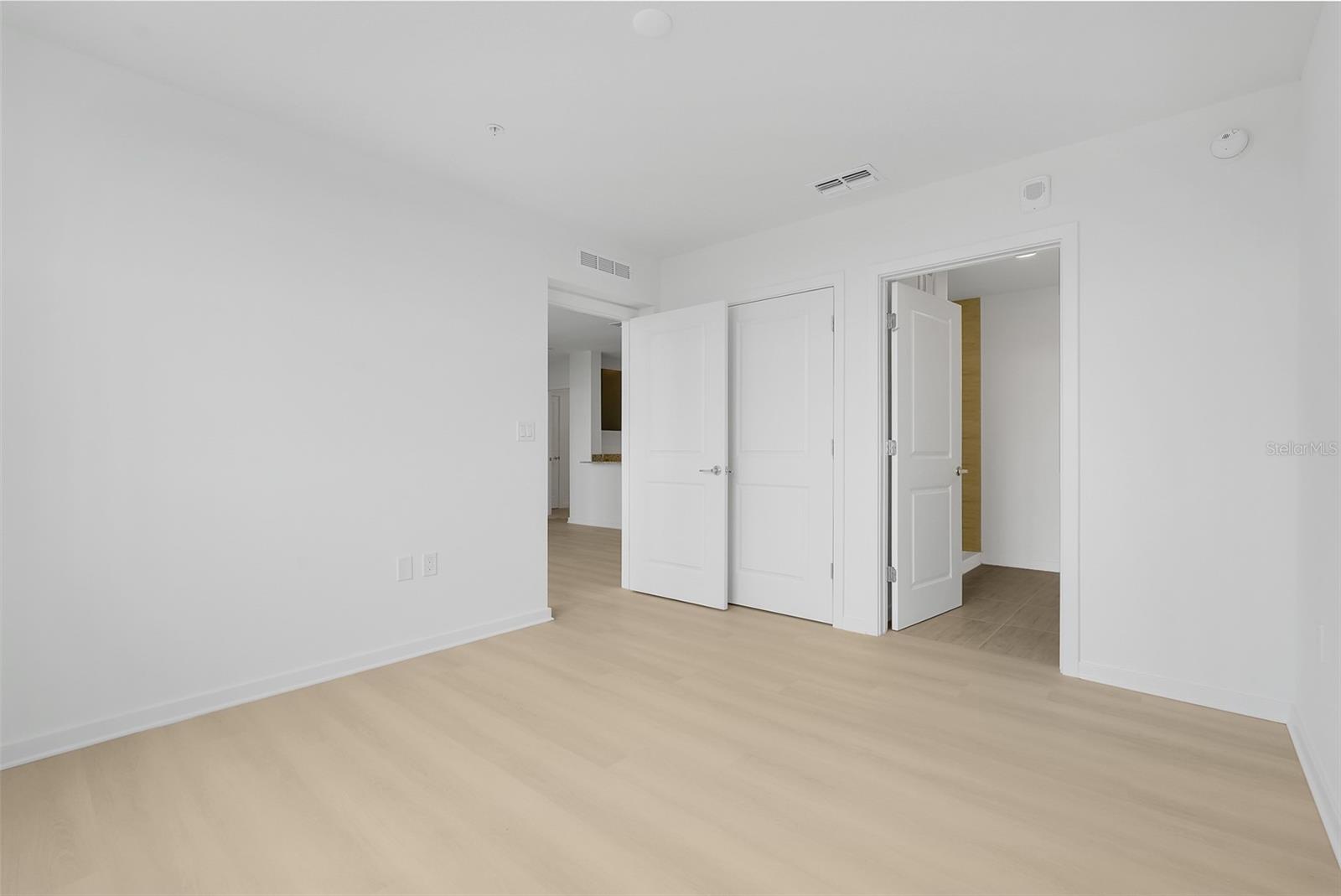 MILLENIA PARK CONDOMINIUMS - Residential
