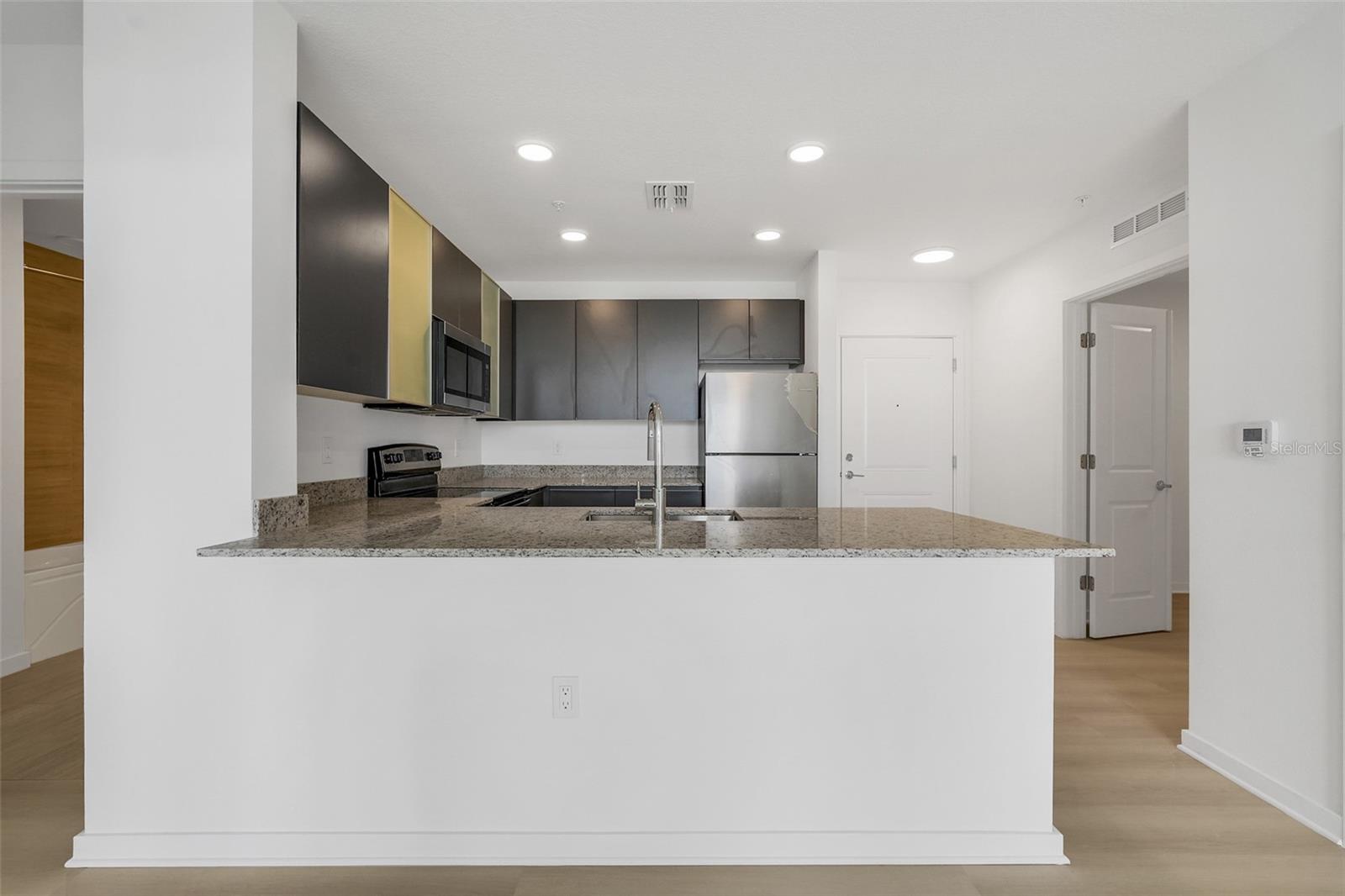 MILLENIA PARK CONDOMINIUMS - Residential