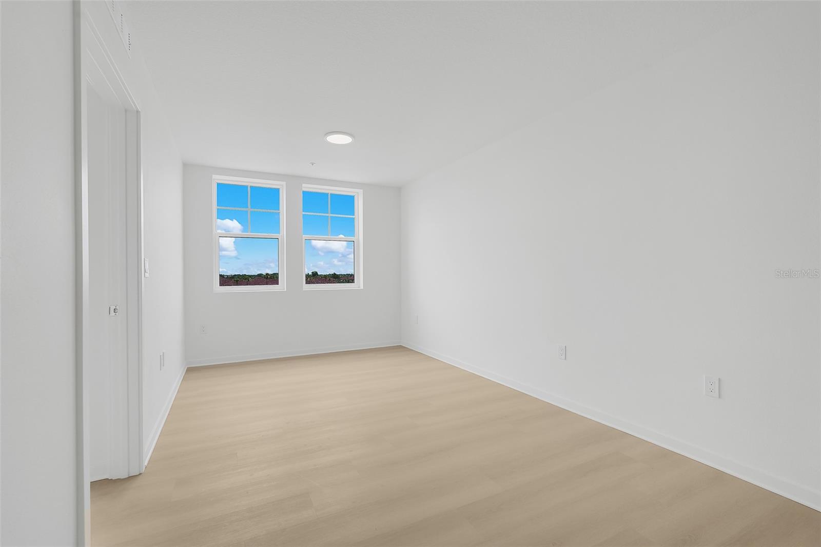 MILLENIA PARK CONDOMINIUMS - Residential