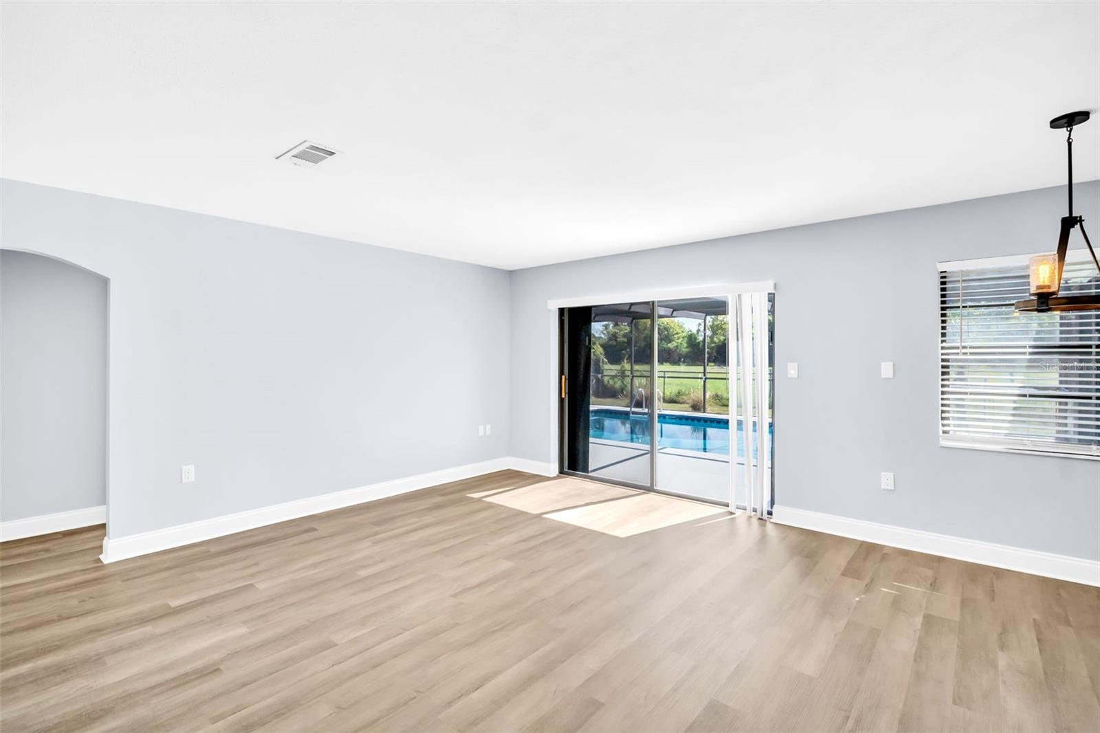 1238 MANDARIN DRIVE