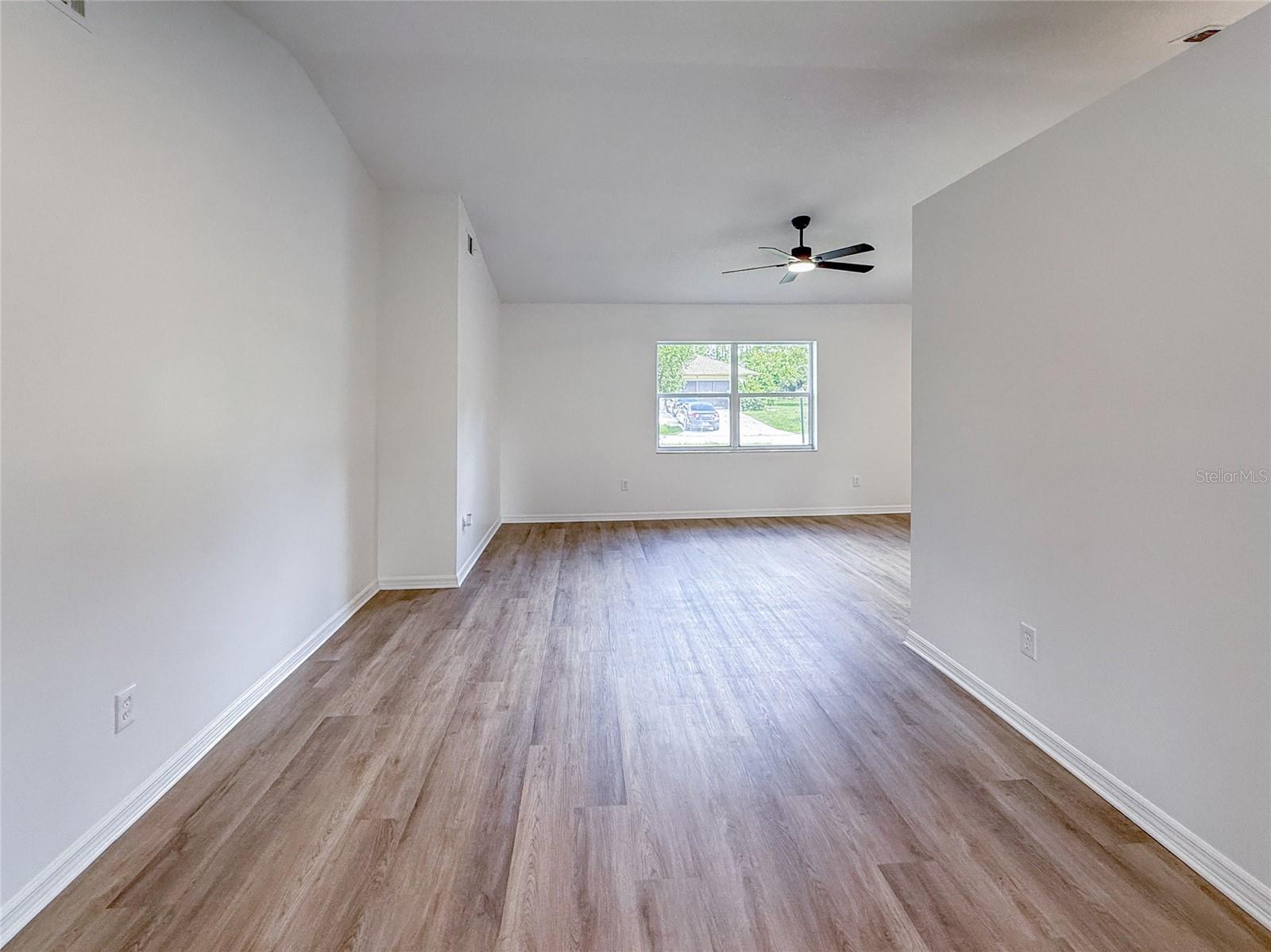 32 BARRISTER LANE