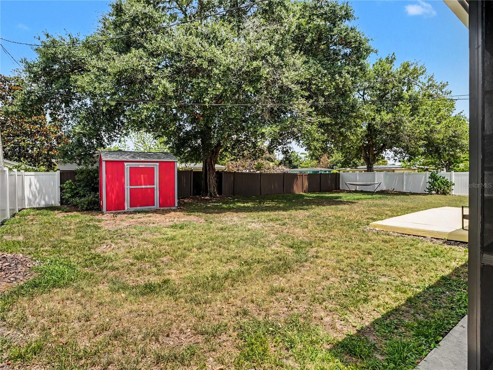 SHADY ACRES - Residential