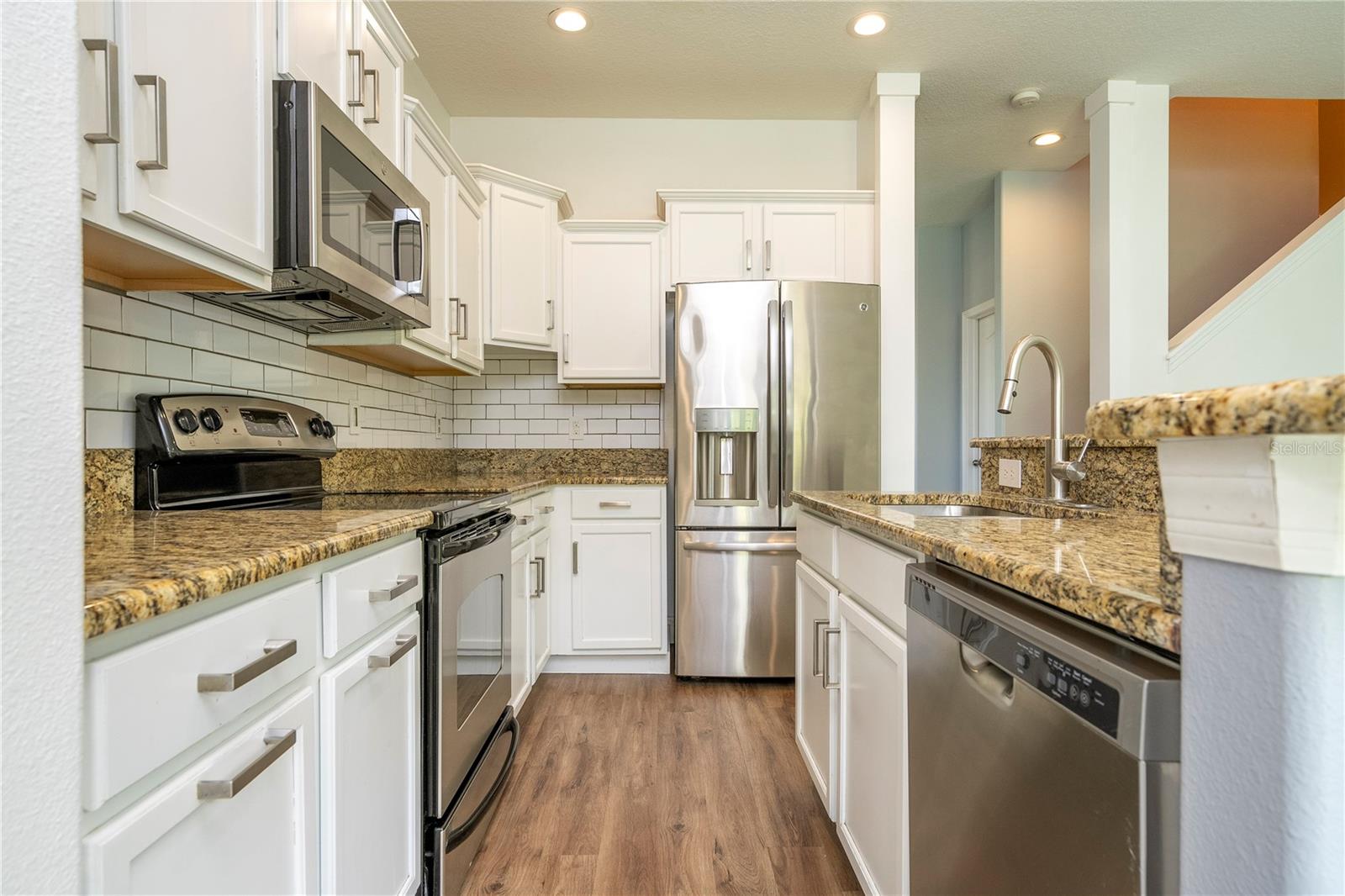 11081 SAVANNAH LANDING CIR