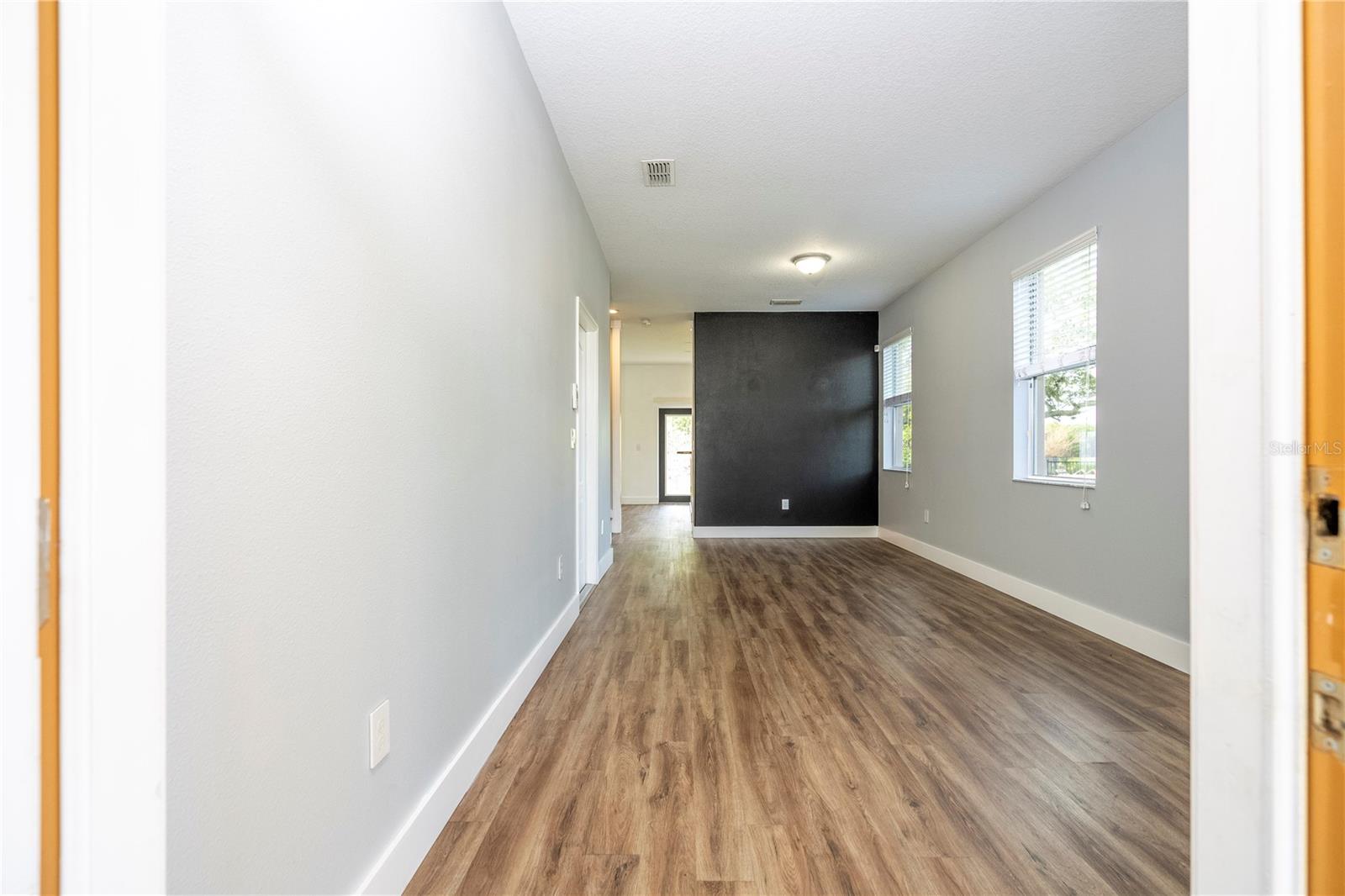 11081 SAVANNAH LANDING CIR
